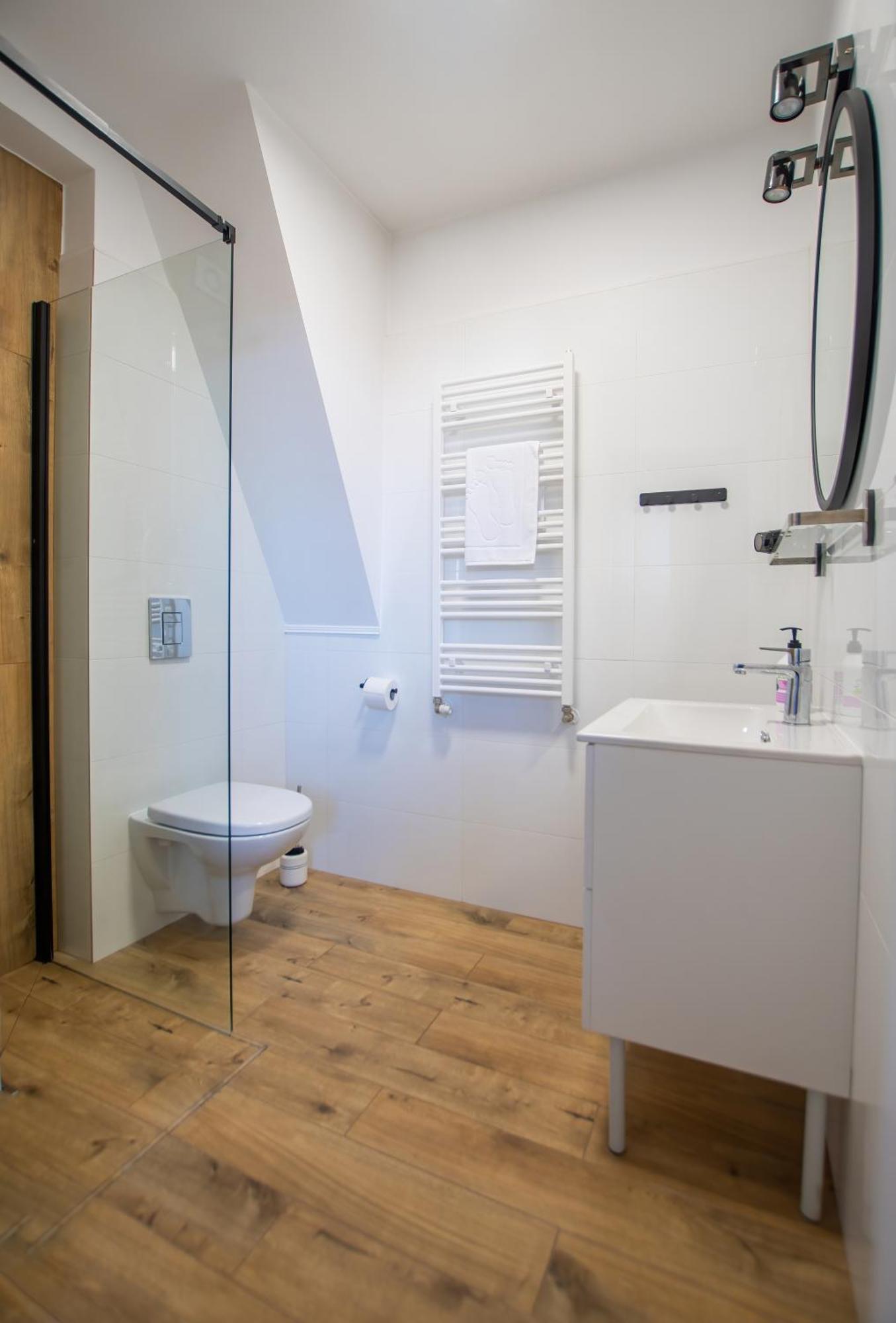 Apartamenty W Sciezce Koscielnej แอลบลอง ภายนอก รูปภาพ